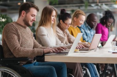 ecrire e mails accessibles tous