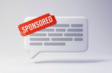 Bulle de dialogue avec étiquette Sponsored rouge
